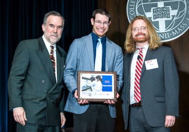 Organomation's General Manager, David Oliva, holding award alongside WBJ employees